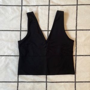 Abercrombie YPB seamlessCORE V-Neck Slim Tank in Black, Size M